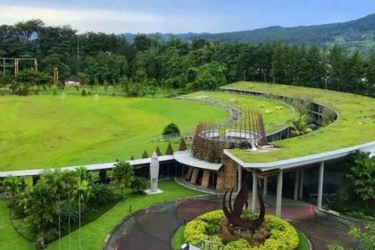 Taman Budaya Sentul City Bogor wisata outbound dan rekreasi.